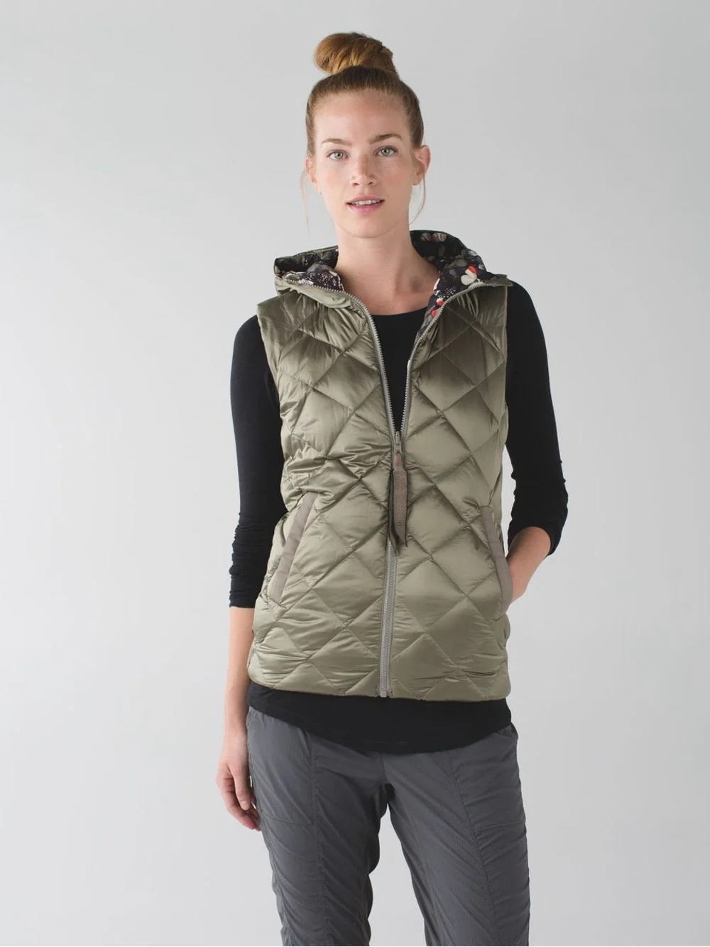Lululemon – The Fluffiest Vest So Fly Butterfly Alarming Red Green – Sz. 10